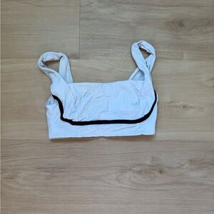 MONDAY BODY Sports Bra